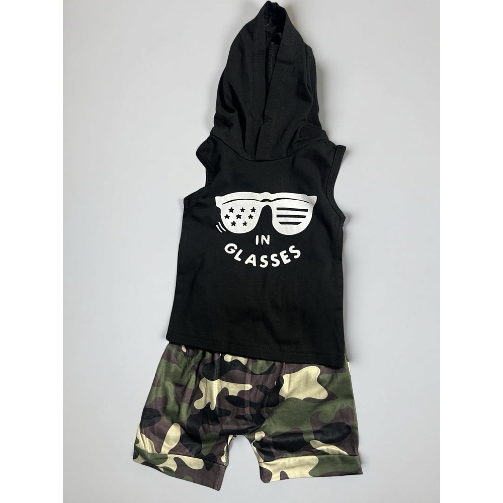 Little Boys 6-12 Months Hooded Shirt and Short Set. NWT